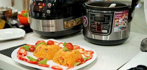 Bloggers in Turkey Master the Multicooker